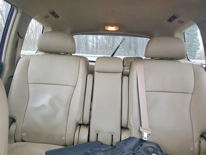 2012 TOYOTA HIGHLANDER BASE  