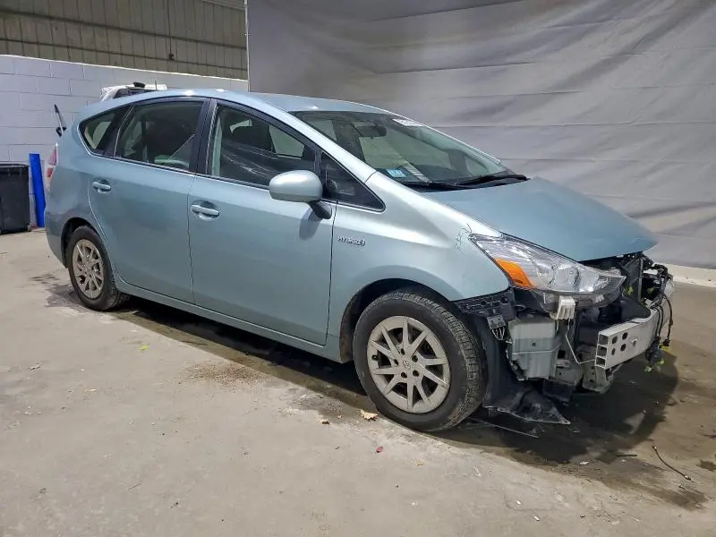 2017 TOYOTA PRIUS V   