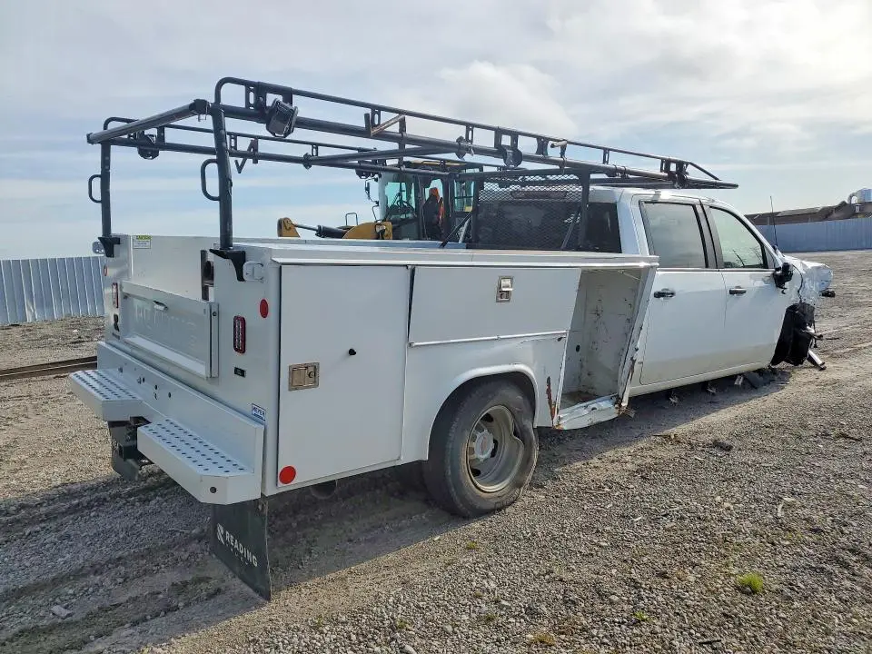 2024 CHEVROLET SILVERADO C3500  