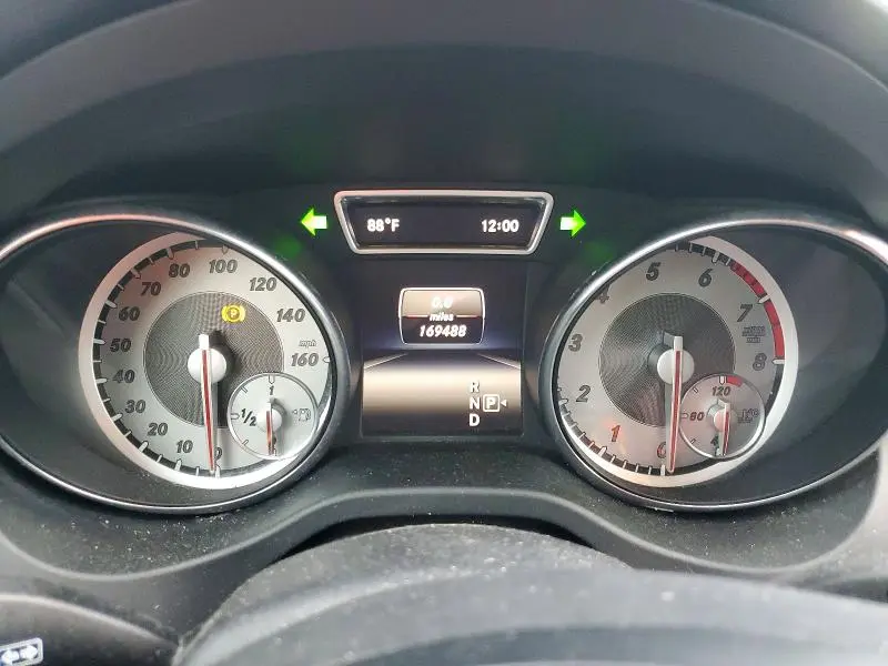 2015 MERCEDES-BENZ GLA 250  