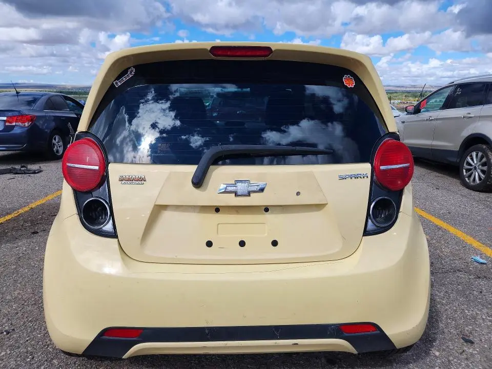 2014 CHEVROLET SPARK 1LT  