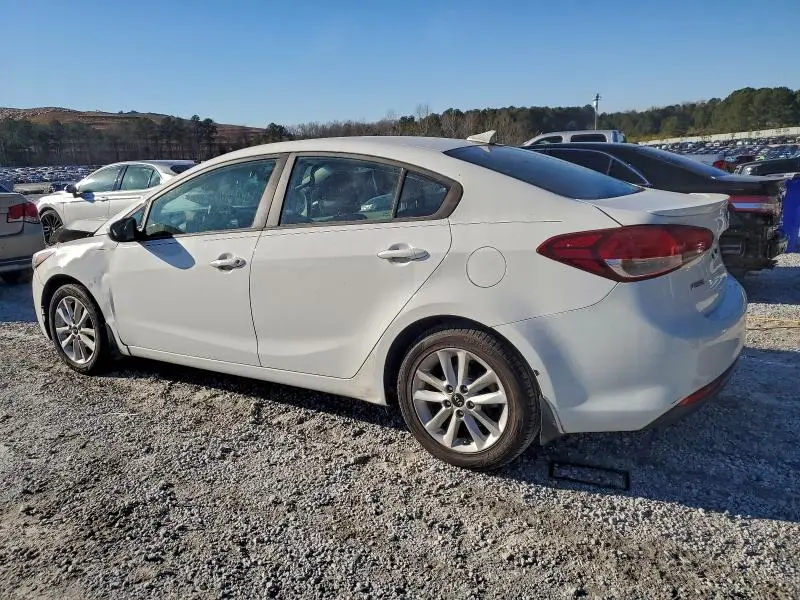 2017 KIA FORTE LX  