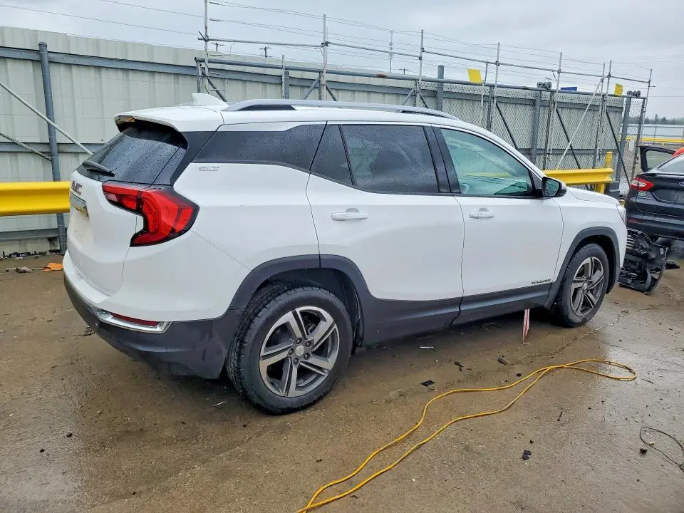 2021 GMC TERRAIN SLT  