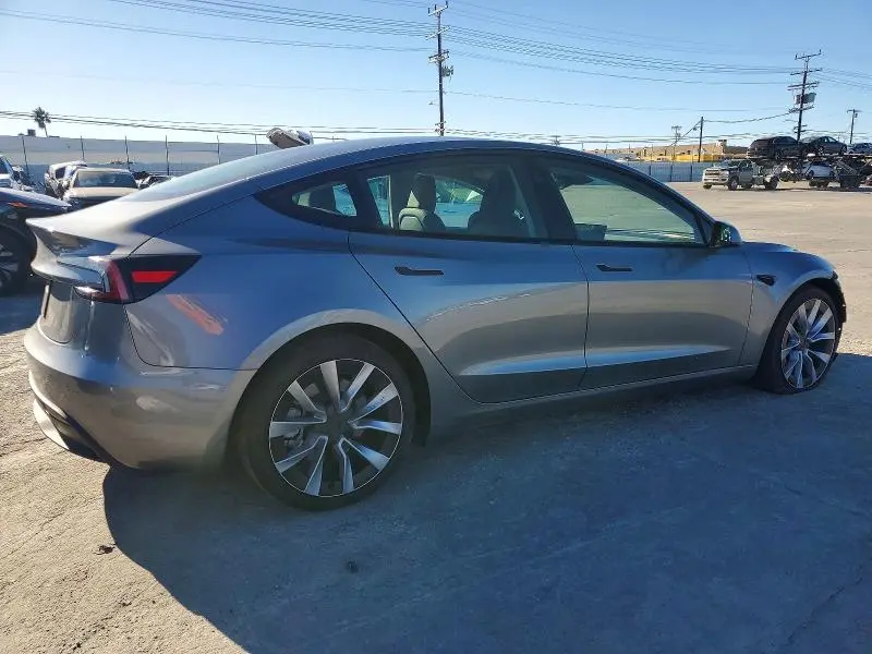 2024 TESLA MODEL 3   