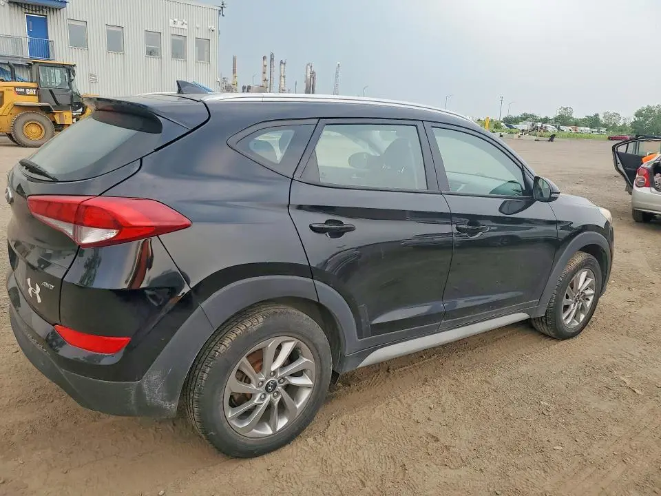 2018 HYUNDAI TUCSON SE  