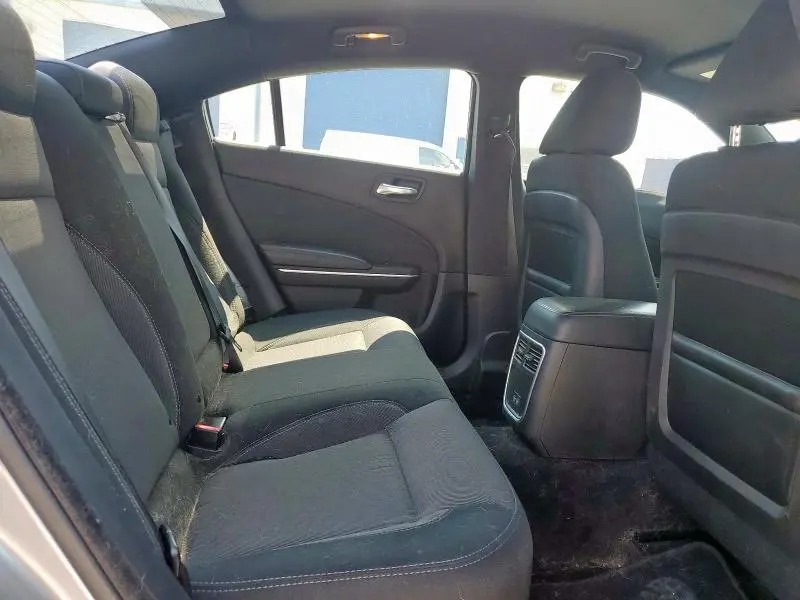 2015 DODGE CHARGER SE  
