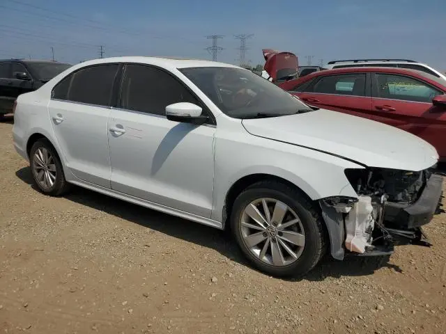 2016 VOLKSWAGEN JETTA SE  