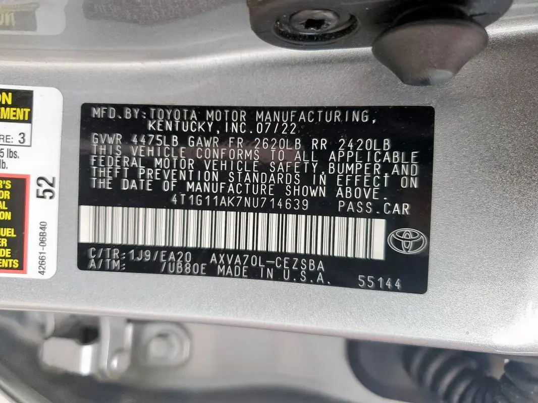 2022 TOYOTA CAMRY SE  