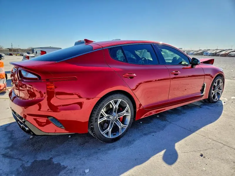2020 KIA STINGER GT2  