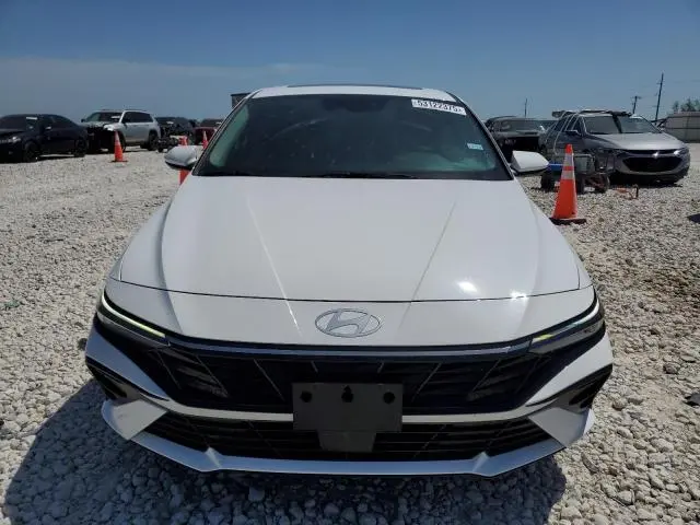 2024 HYUNDAI ELANTRA SEL  
