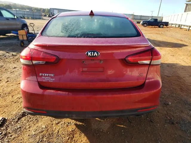 2017 KIA FORTE LX  