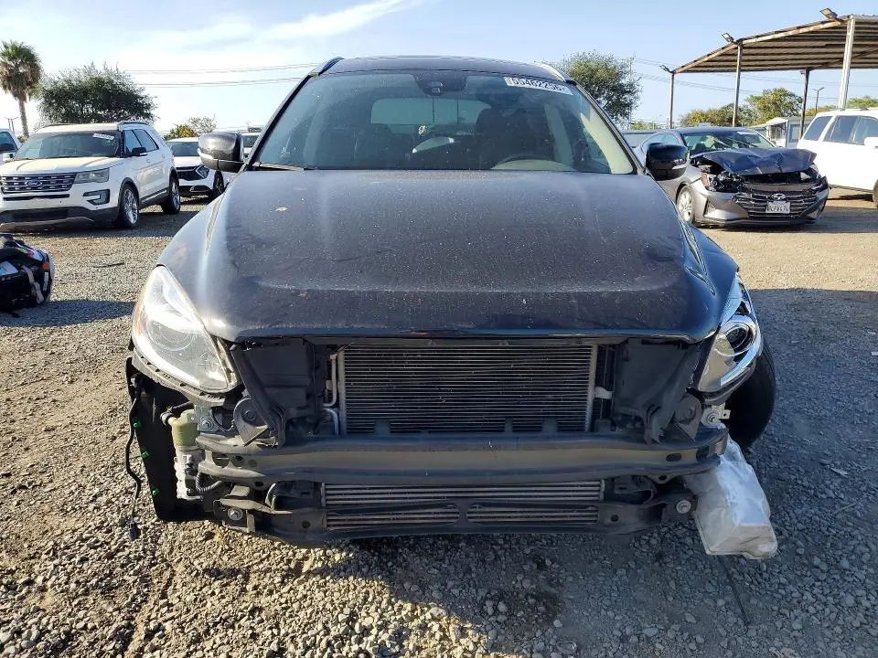2017 VOLVO XC60 T5 DYNAMIC  