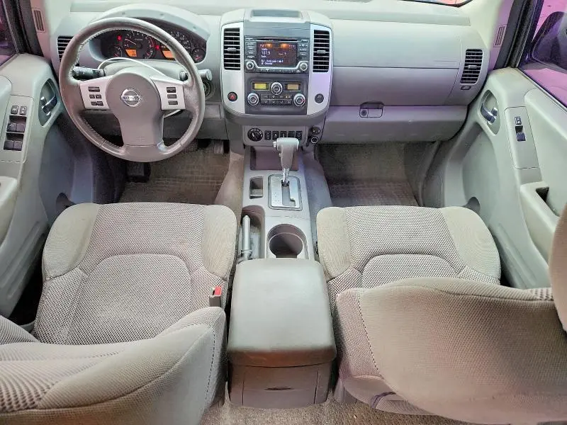 2018 NISSAN FRONTIER SV  