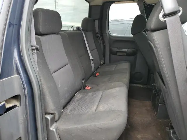 2011 CHEVROLET SILVERADO K2500 HEAVY DUTY LT  