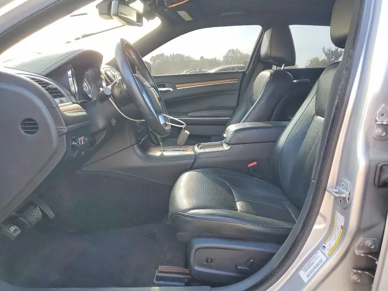 2012 CHRYSLER 300C LUXURY  