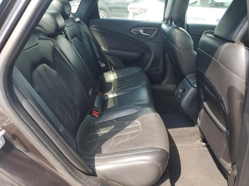 2016 CHRYSLER 200 S  