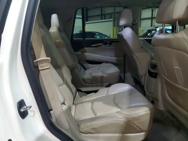 2015 CADILLAC ESCALADE LUXURY  