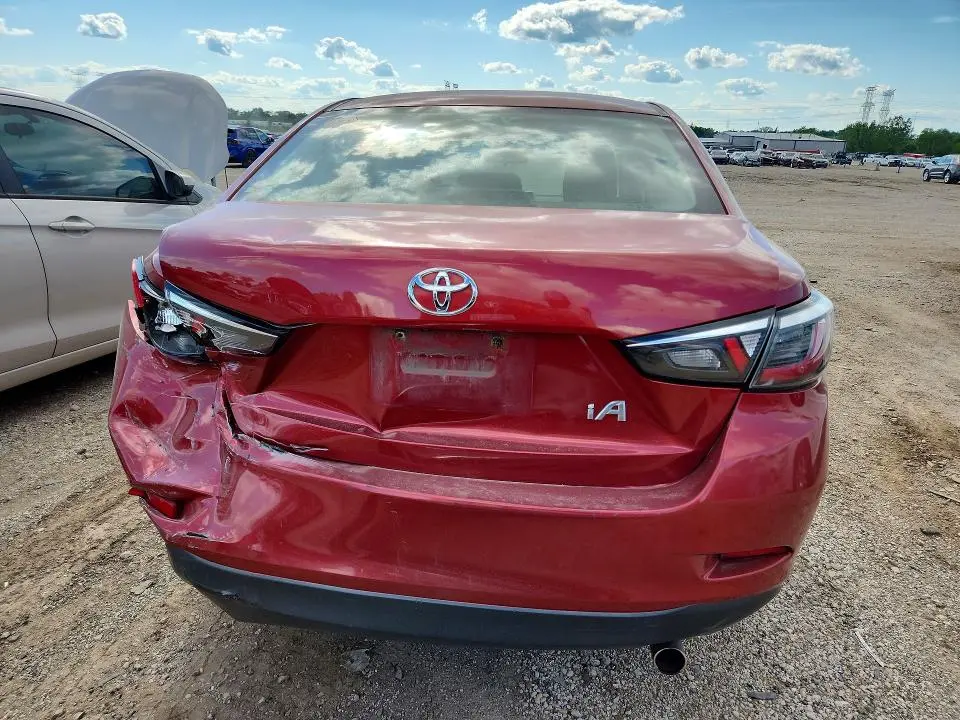 2017 TOYOTA YARIS IA BASE  