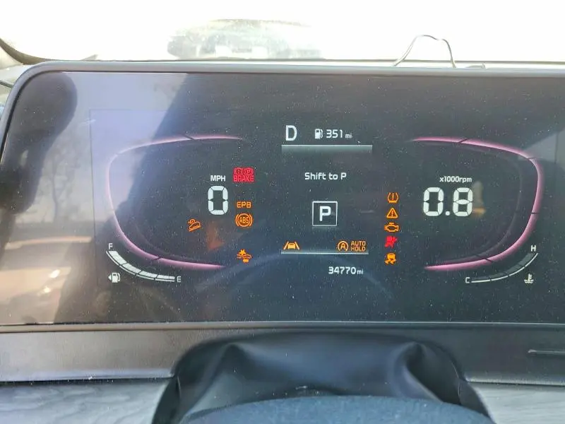 2023 KIA SPORTAGE X-LINE  