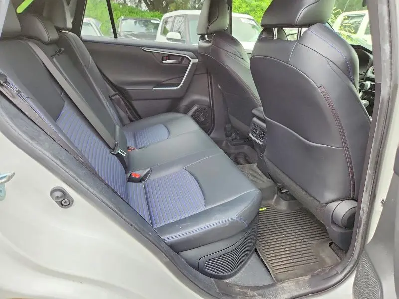 2020 TOYOTA RAV4 XSE  