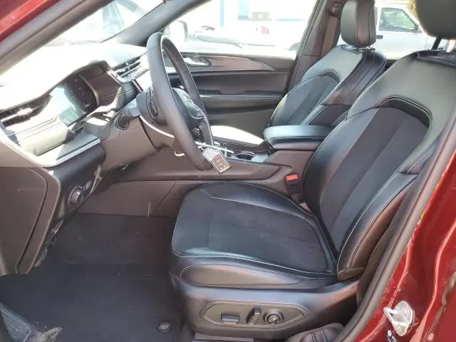2024 JEEP GRAND CHEROKEE LAREDO  