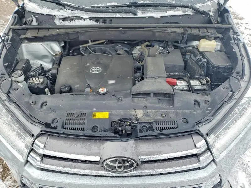 2018 TOYOTA HIGHLANDER LIMITED  