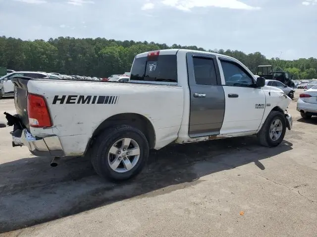 2015 RAM 1500 SLT  