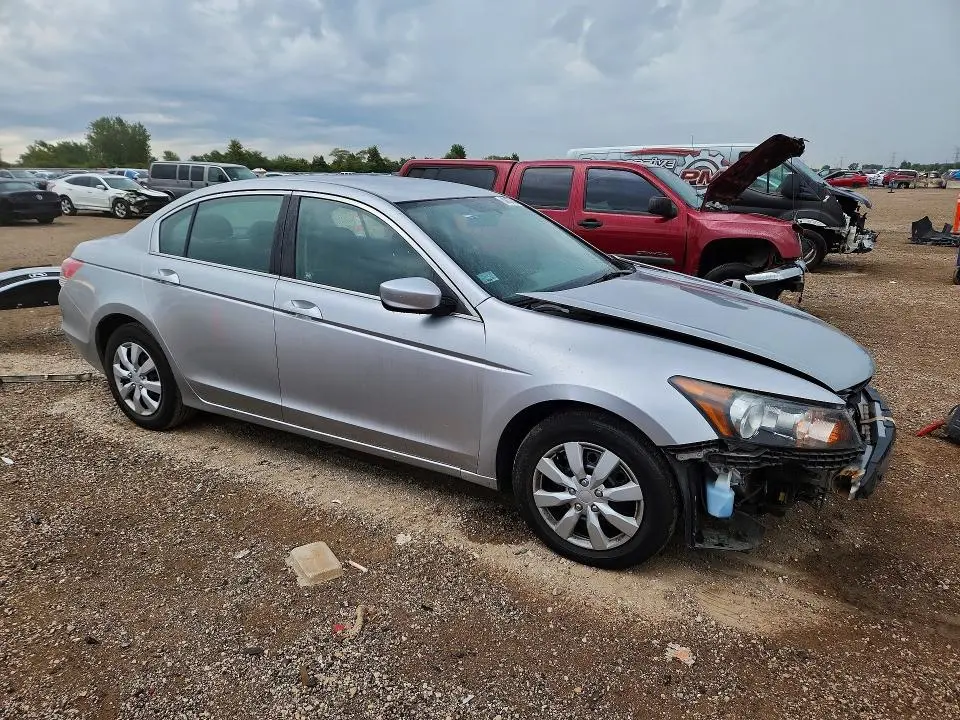 2010 HONDA ACCORD LX  