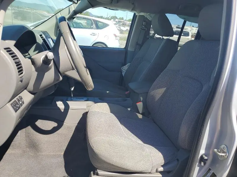 2020 NISSAN FRONTIER SV  