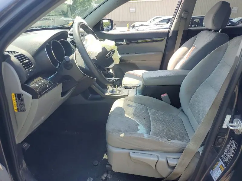 2011 KIA SORENTO LX  