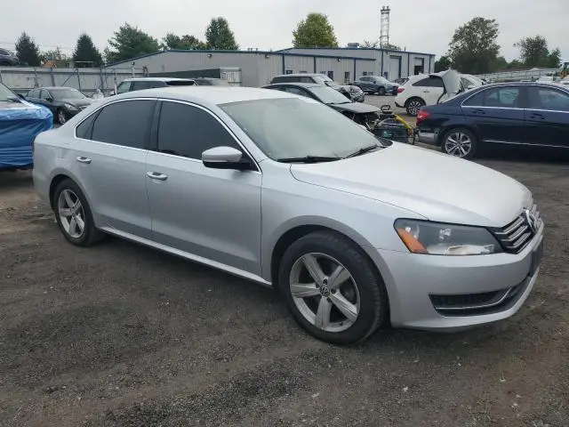2013 VOLKSWAGEN PASSAT SE