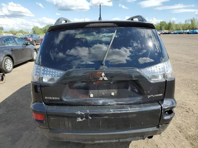 2011 MITSUBISHI OUTLANDER ES