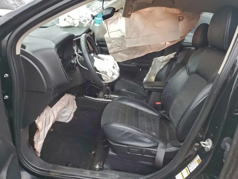 2020 MITSUBISHI OUTLANDER SE  