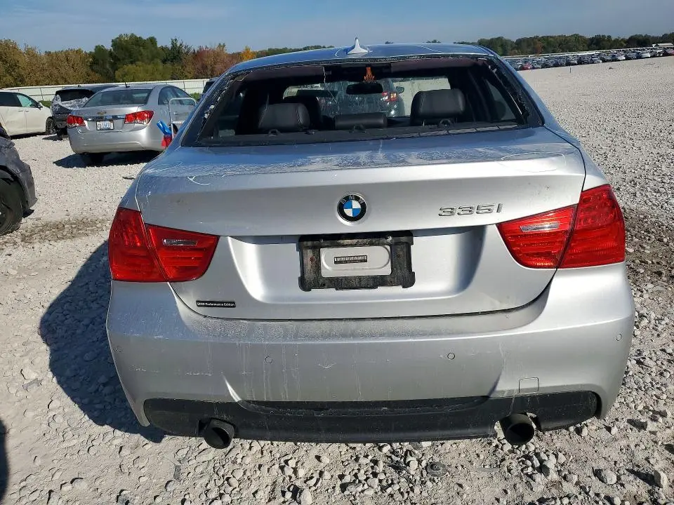 2011 BMW 335 XI  