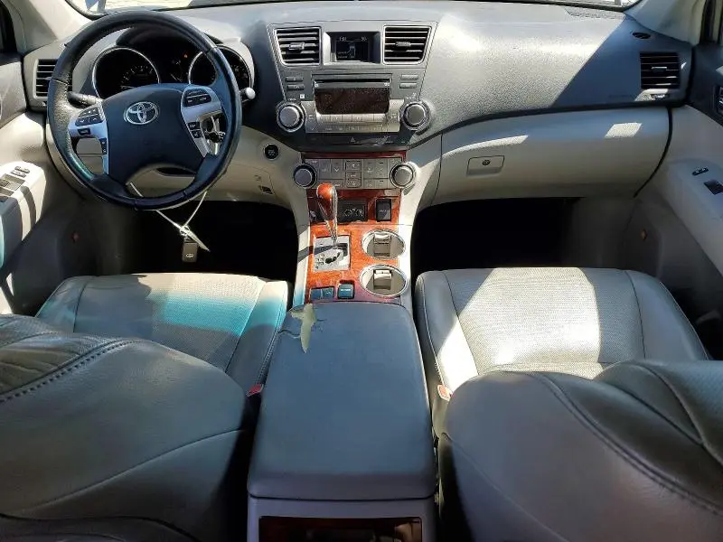 2012 TOYOTA HIGHLANDER LIMITED  