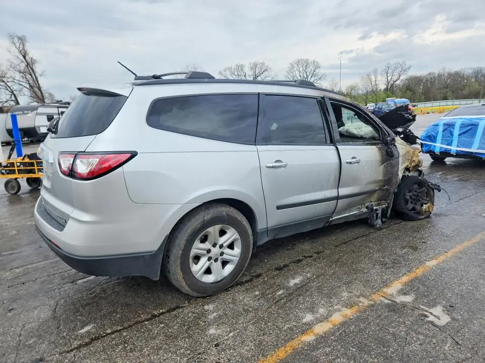 2017 CHEVROLET TRAVERSE LS  