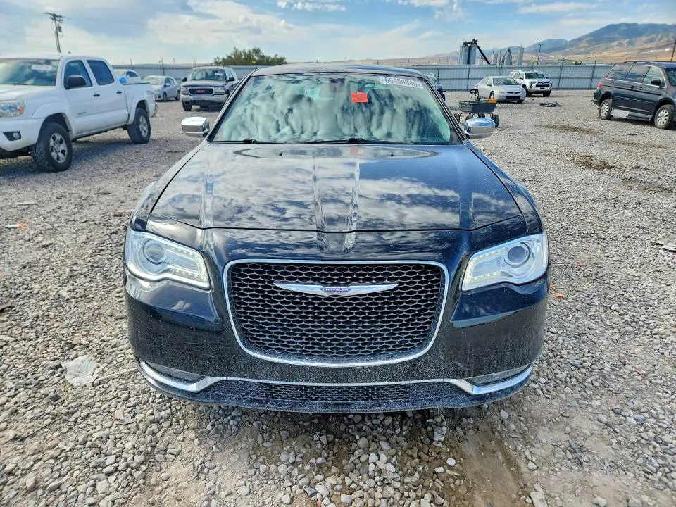 2018 CHRYSLER 300 LIMITED  