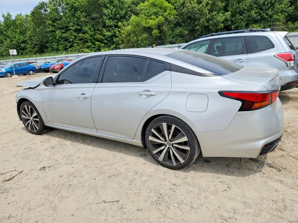 2022 NISSAN ALTIMA SR  