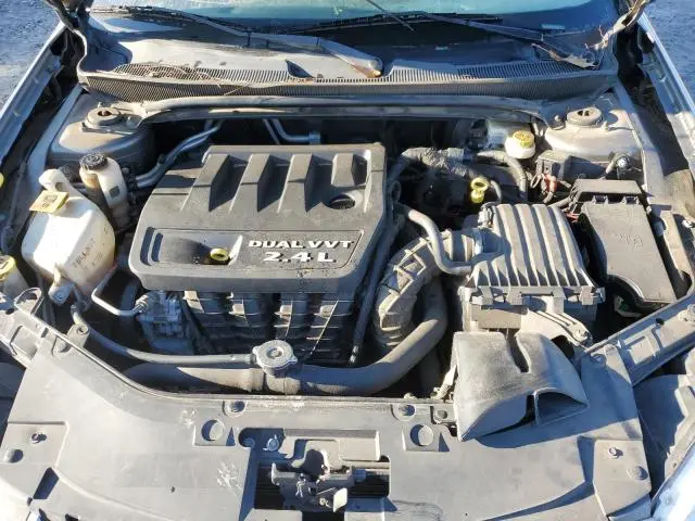 2013 CHRYSLER 200 LX  