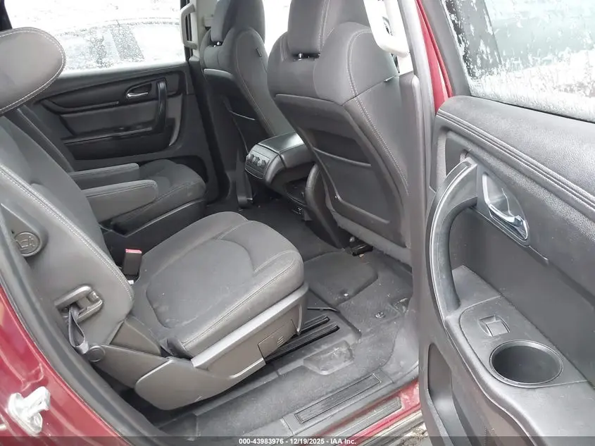 2016 GMC ACADIA SLE-2