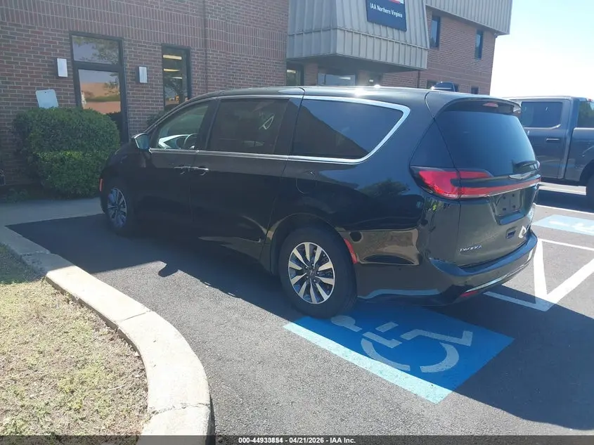 2023 CHRYSLER PACIFICA HYBRID TOURING L