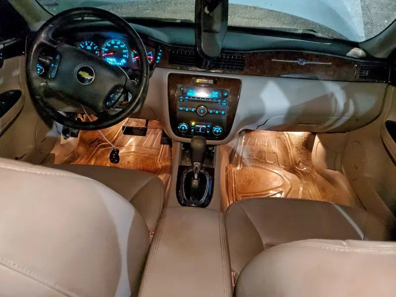 2010 CHEVROLET IMPALA LT  