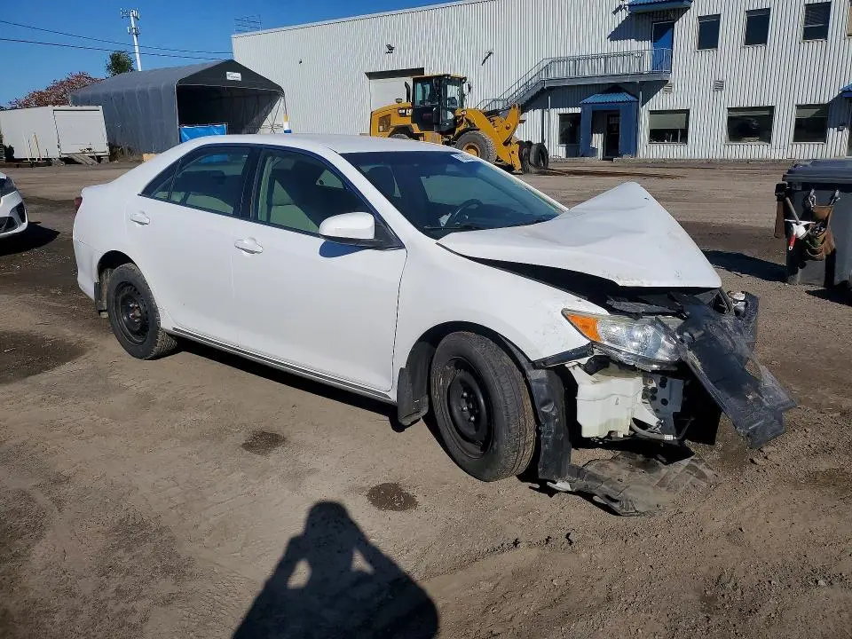 2014 TOYOTA CAMRY L  