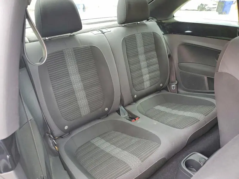 2014 VOLKSWAGEN BEETLE TURBO  