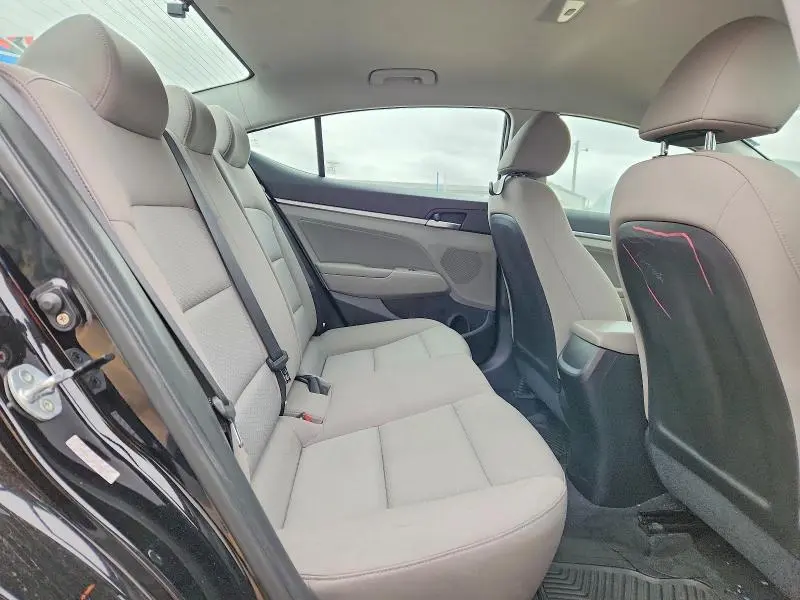 2019 HYUNDAI ELANTRA SEL  
