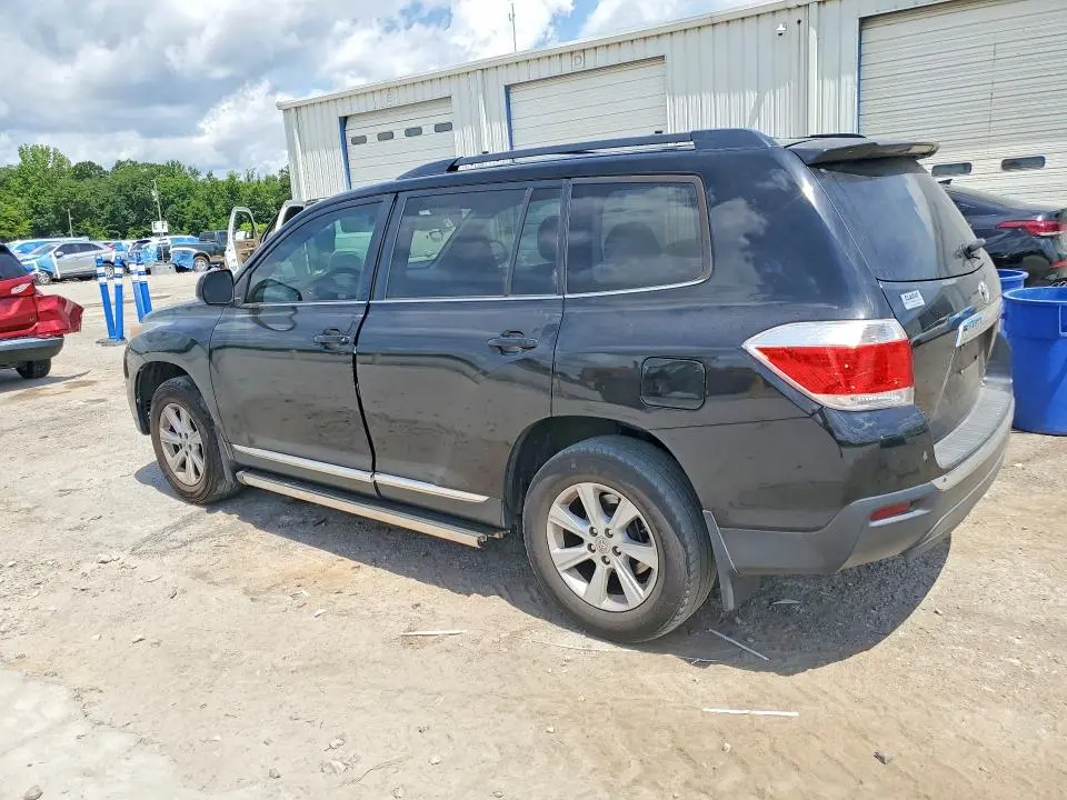 2013 TOYOTA HIGHLANDER PLUS  