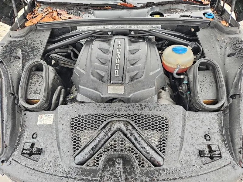 2017 PORSCHE MACAN S  