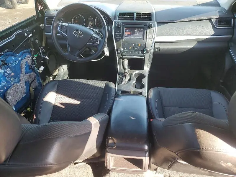 2017 TOYOTA CAMRY SE  