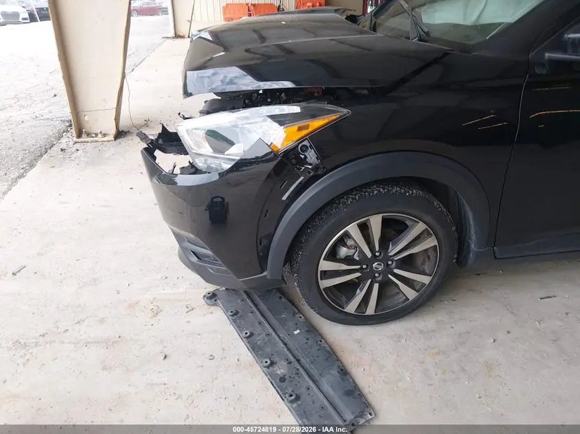 2020 NISSAN KICKS SV XTRONIC CVT