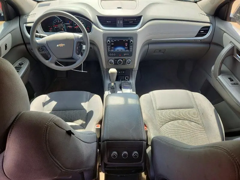 2017 CHEVROLET TRAVERSE LS  